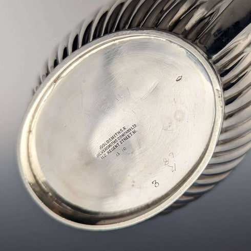 Tetera de plata de ley (925) antigua inglesa de 1902, 508 g, Goldsmiths & Silversmiths