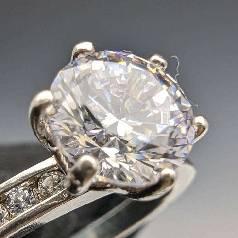 Vintage Jewelry Zirconia Sterling Silver Ring