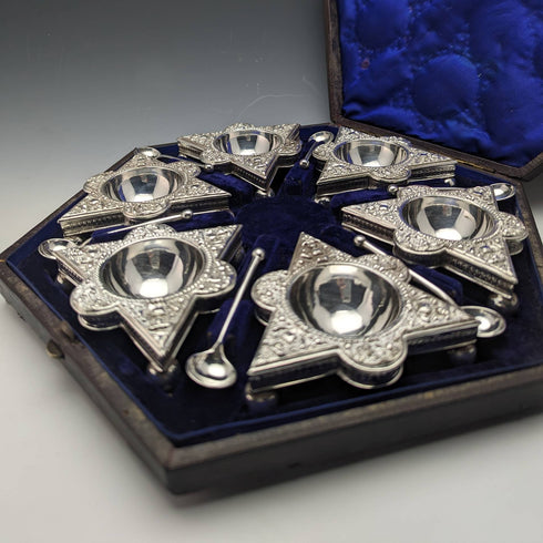 英国アンティーク シルバープレート製 ソルトディッシュ&スプーン6ペアセット ケース入り