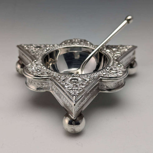 British antique silver plate salt dish & spoon 6 pair set in case