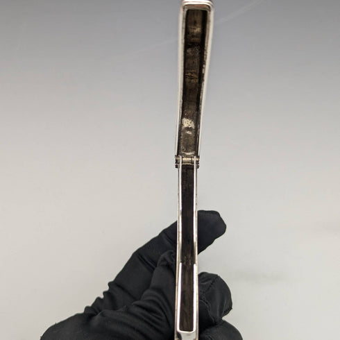 1869 年英國古董純銀變形卡包 92 克 ROBERT THORNTON