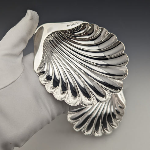 1891 British Antique Sterling Silver Shell Dish Pair 124g Atkin Brothers