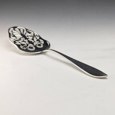 Early 20th Century Canadian Antique Sterling Silver Cake Server 62g Birks