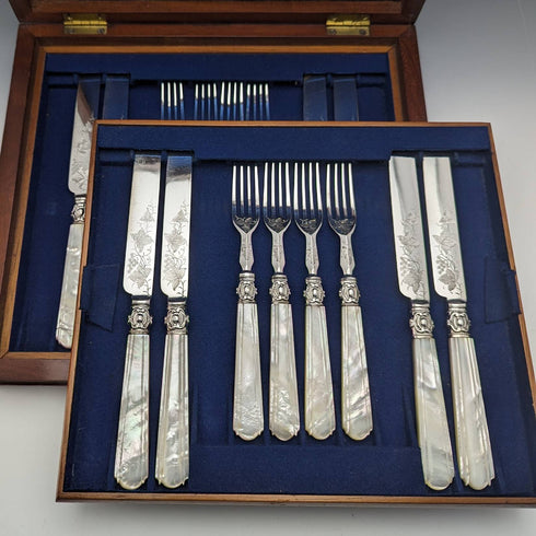 Around 1870 British Antique White Pearl Shell Handle Dessert Cutlery 8 Pair Set in Wooden Box